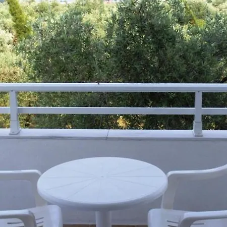 Achillion Отель